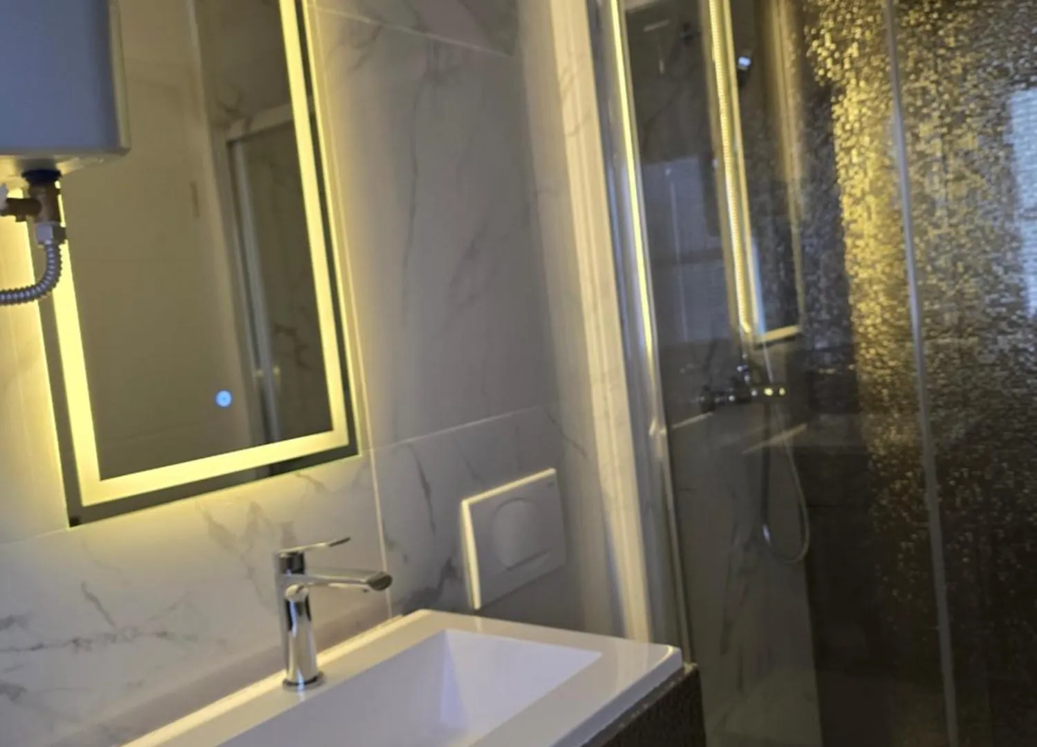 Apartment Rose Cres 4